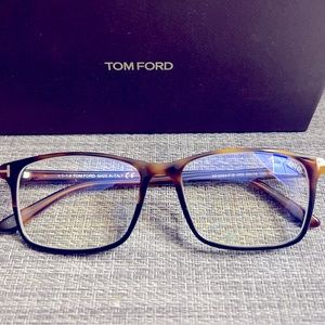 Tom Ford TF5584-B blue blocker glasses NEW!!!